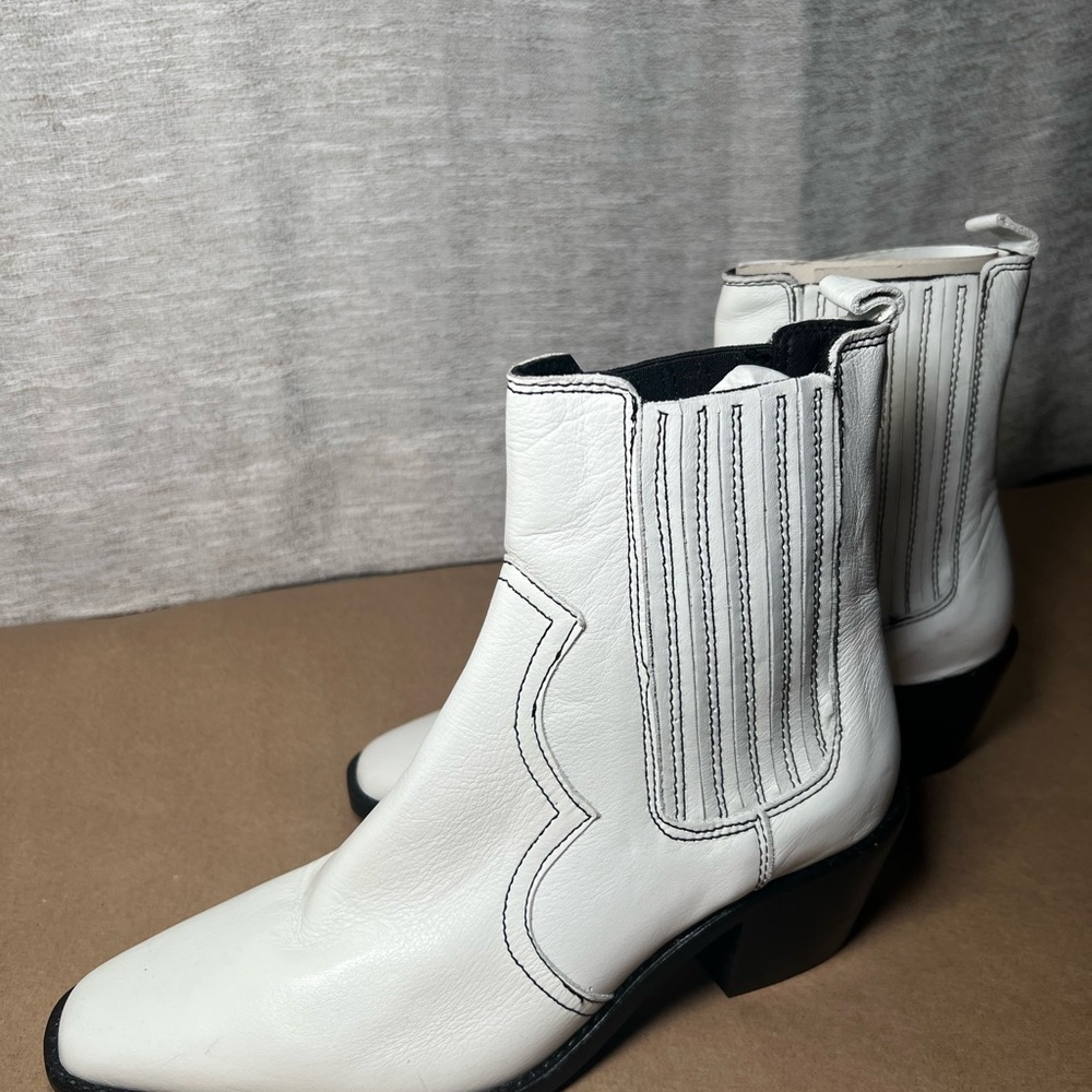 Urban Outfitters White Western Chelsea Boots Size 37 - Picture 12 of 15